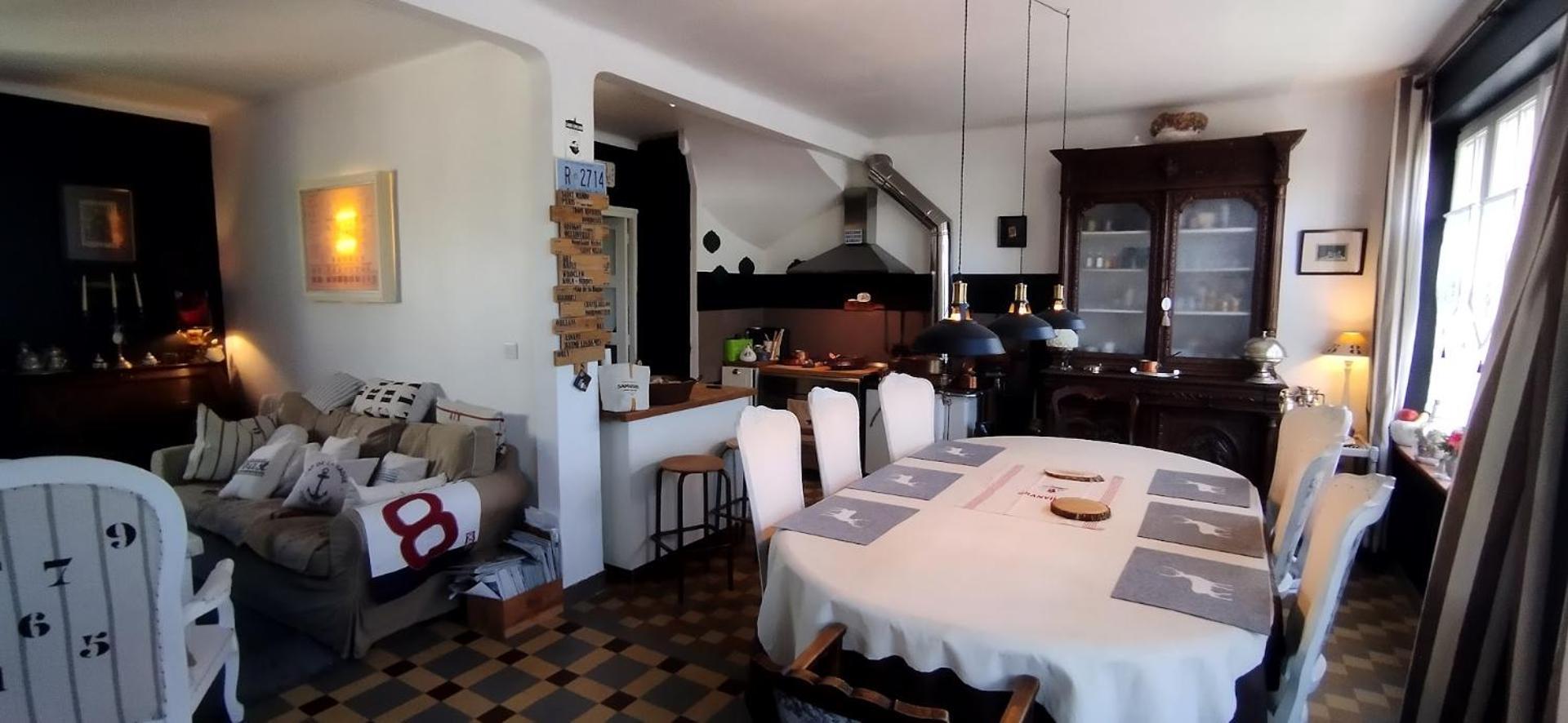 Une Chambre En Ville Domfront  Εξωτερικό φωτογραφία